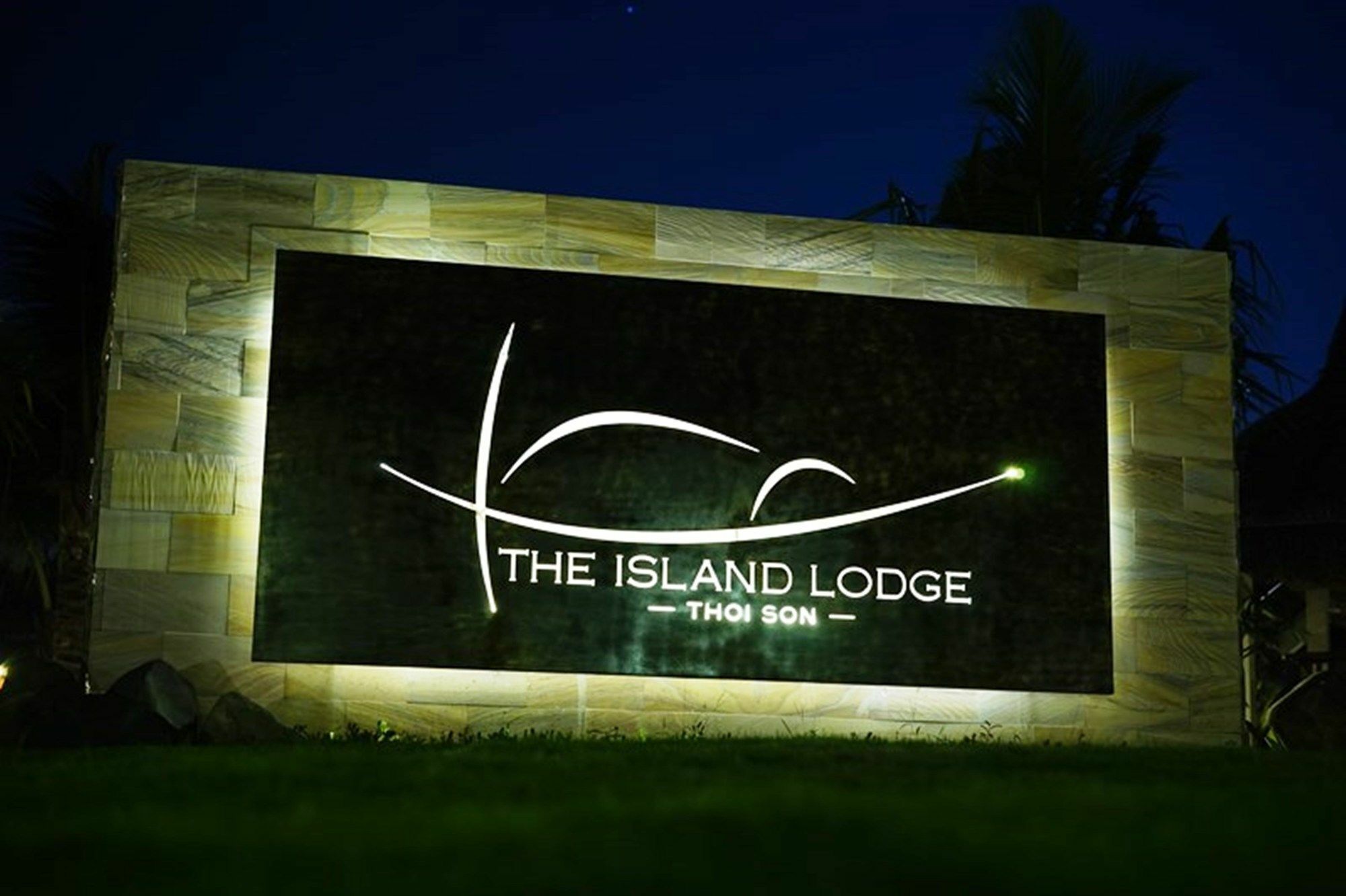 The Island Lodge My Tho Exterior photo